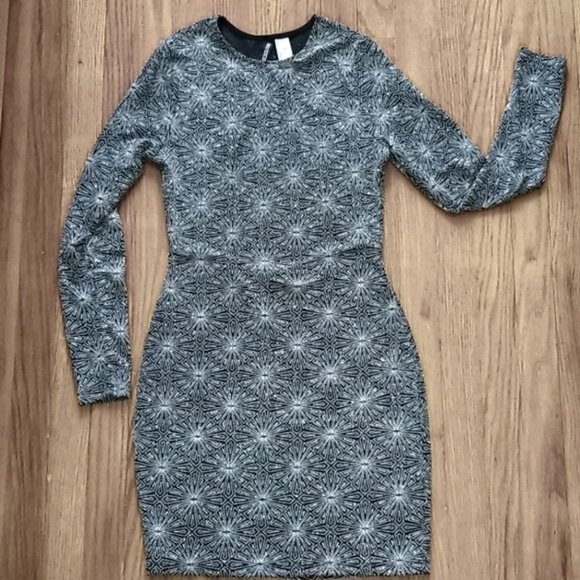 H&M DIVIDED Cutout Black Sparkle Dress - 12 NWOT - Picture 3 of 8